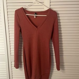 Warm brownish pink long sleeve body con dress